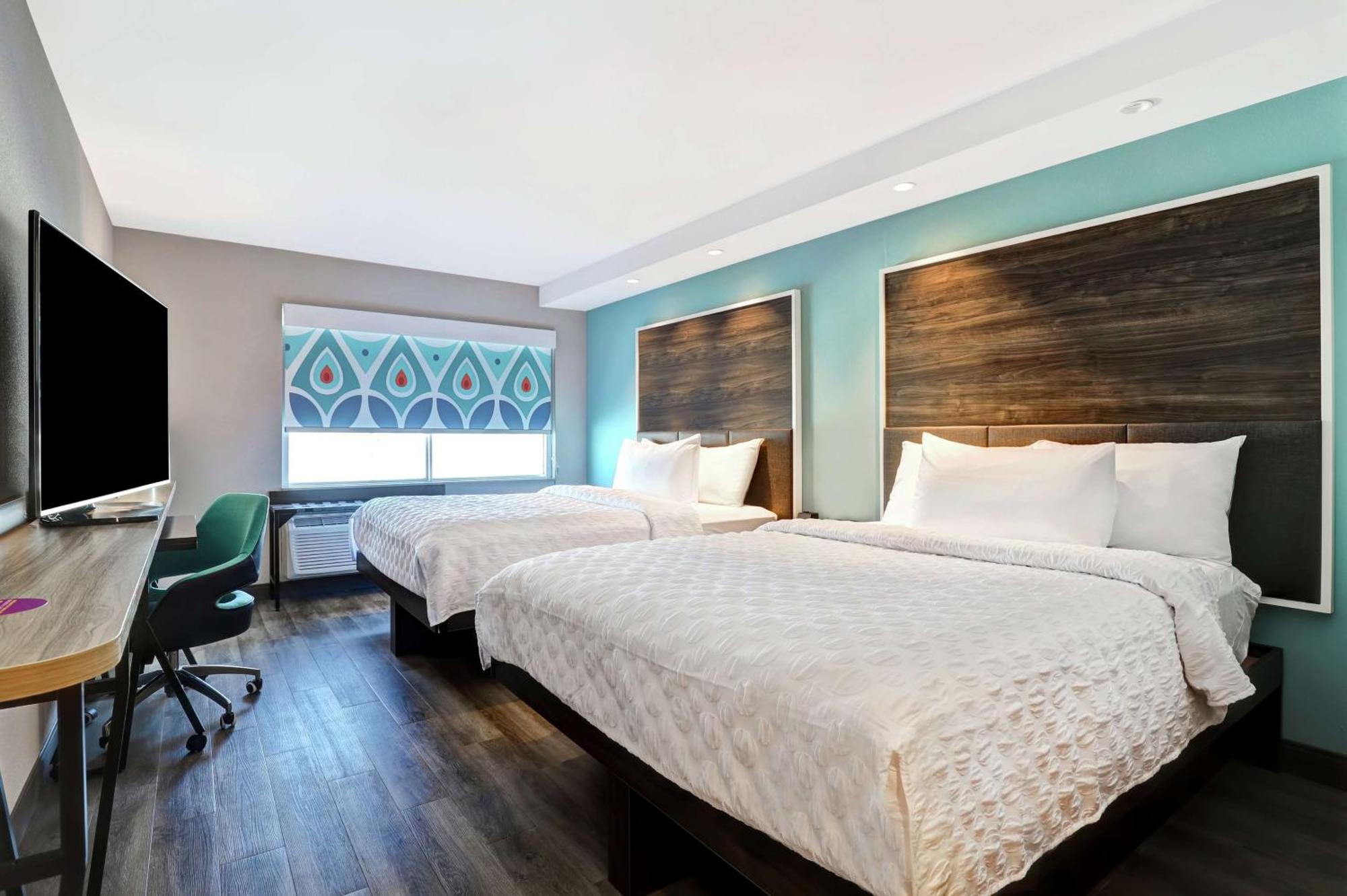 Tru By Hilton Windermere Hotel Edmonton